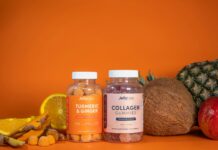 운동과 건강, 영양 : 꾸준함의 힘 3 glass bottles on brown wooden table